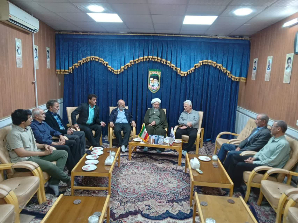 سفر دبیرکل خانه کارگر به قلب کویر مرکزی ایران