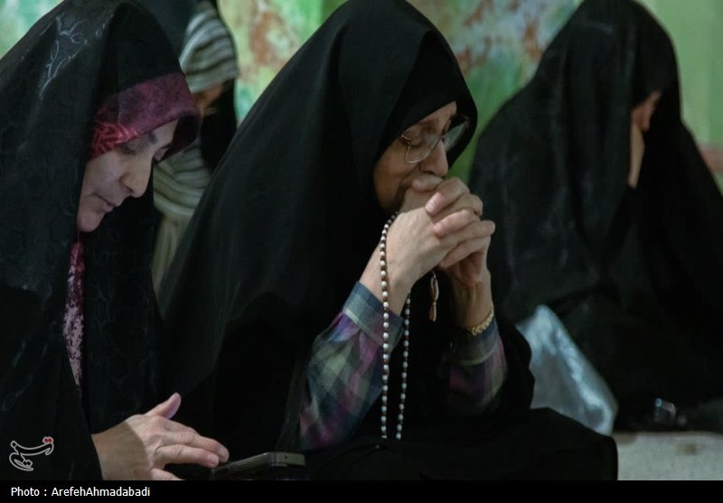 احیا لیله‌الرغائب در آستان امامزاده هلال بن علی(ع)